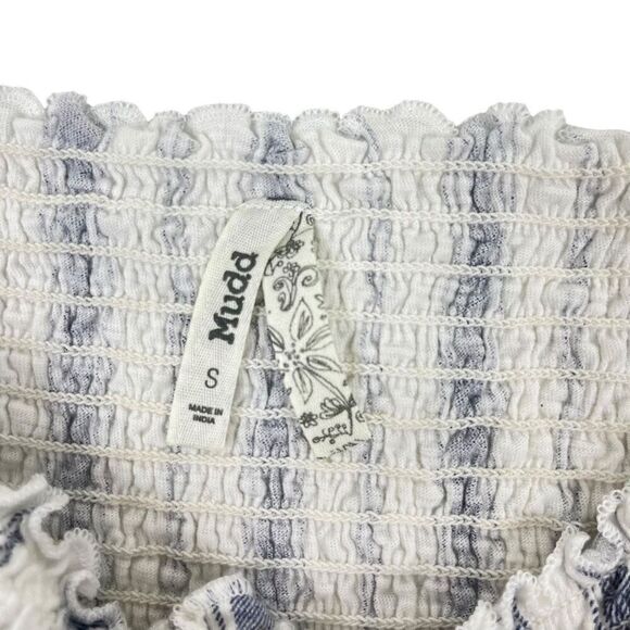 Mudd Womens Striped Button Front Smocked Puff Sleeve Top White Blue Size Small - Picture 3 of 14